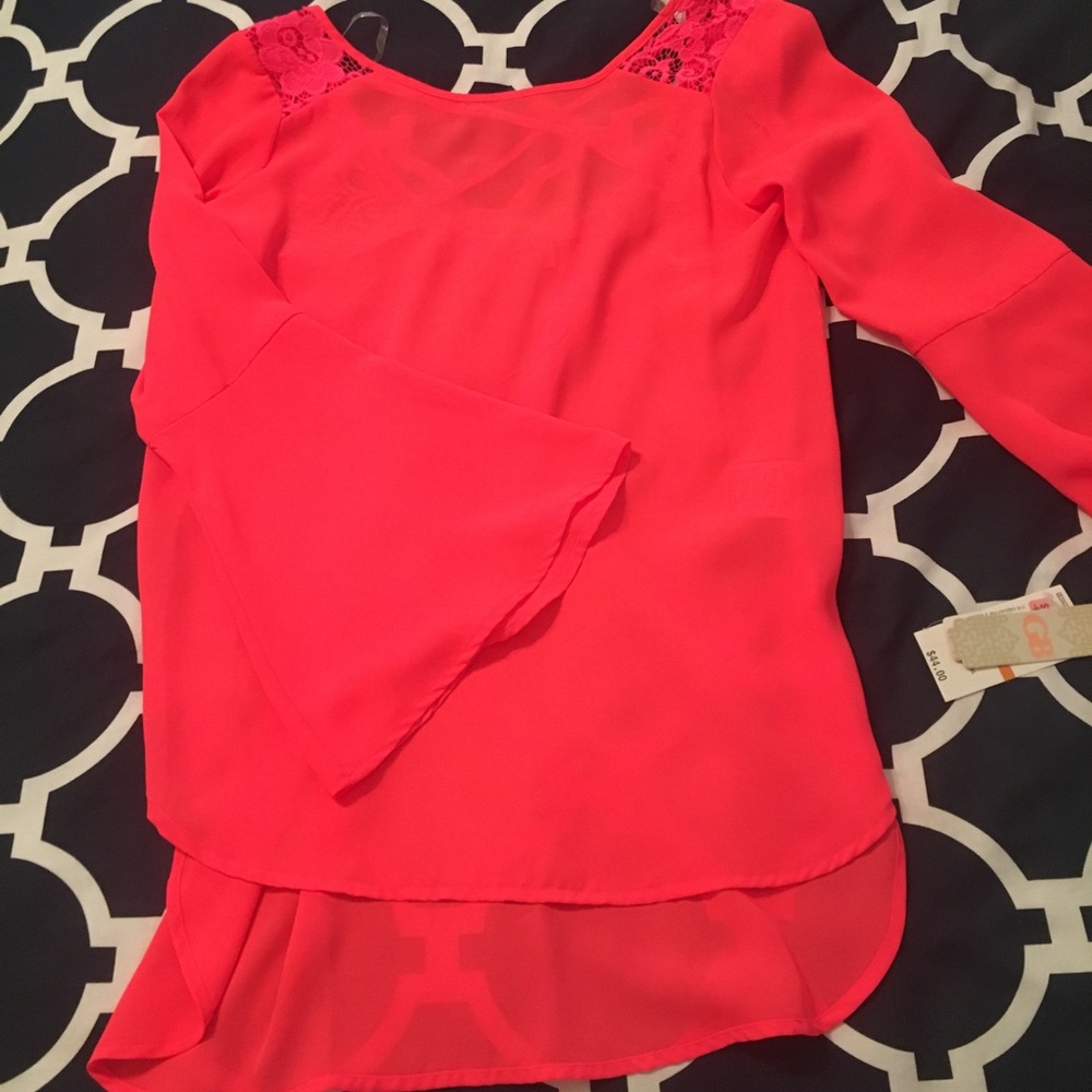 Hot pink Gianni Bini blouse